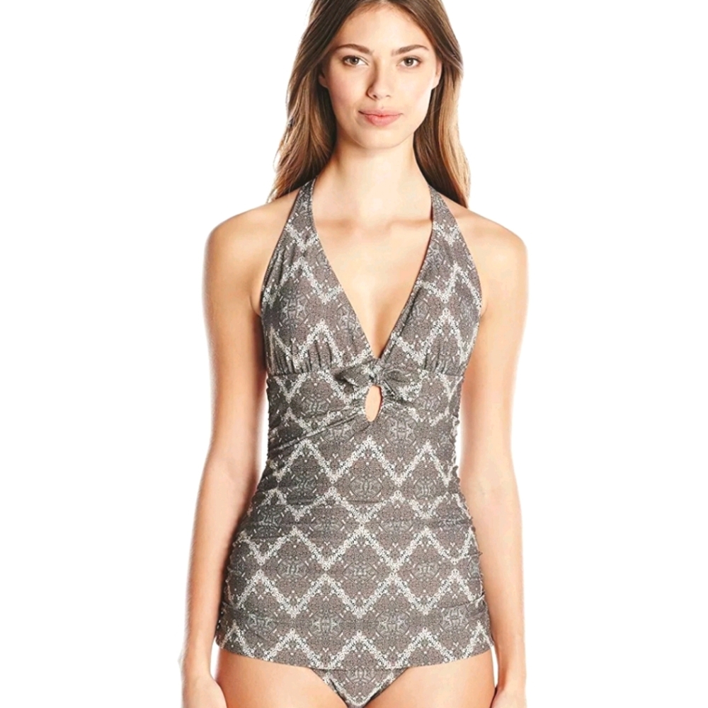 NWT Jessica Simpson Swimsuit Sz Large
